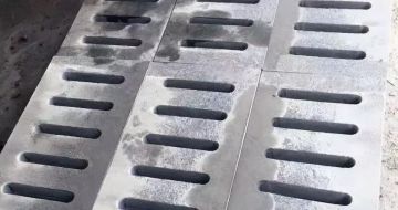 阳江 芝麻灰石材沟盖板