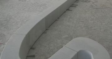 阳江 花岗岩整石坐凳拼装