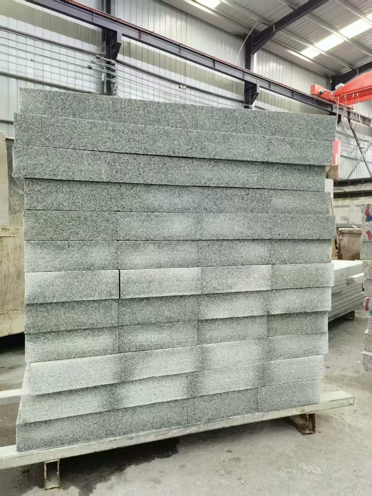 阳江 芝麻白10公分300*600广场地铺，A料定制，尺寸标准，厚薄均匀