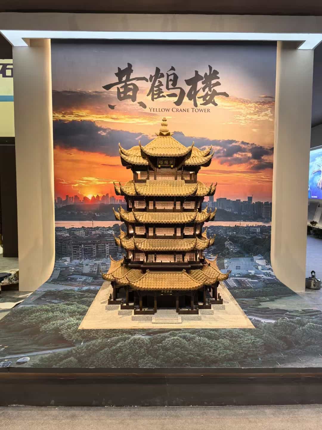 阳江仿古石文创作品-黄鹤楼
