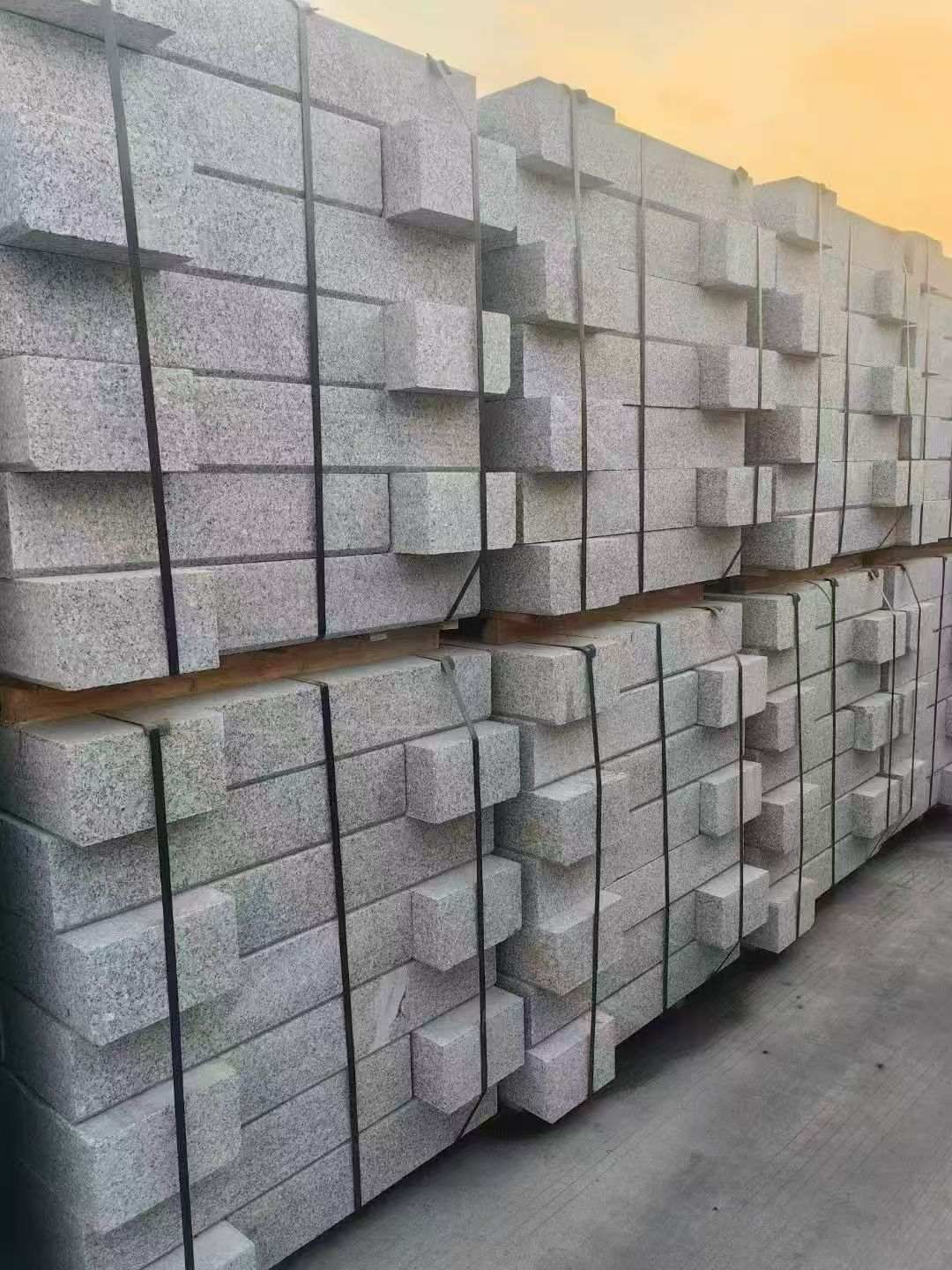 阳江 芝麻白路沿石