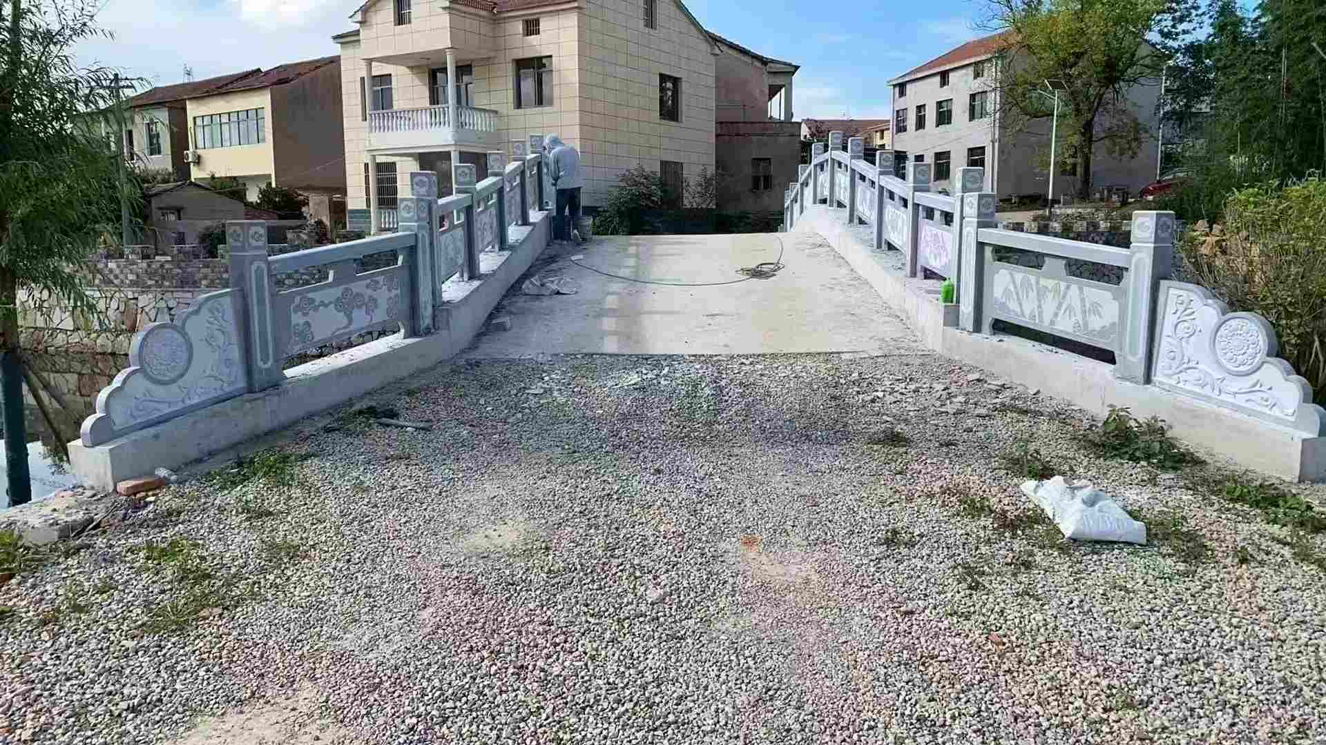 阳江 芝麻灰花岗岩桥栏杆